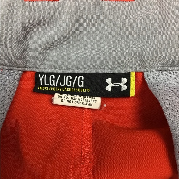 Under Armour Girls Shorts Size 8 YLG Red (*3)^ - Picture 5 of 6